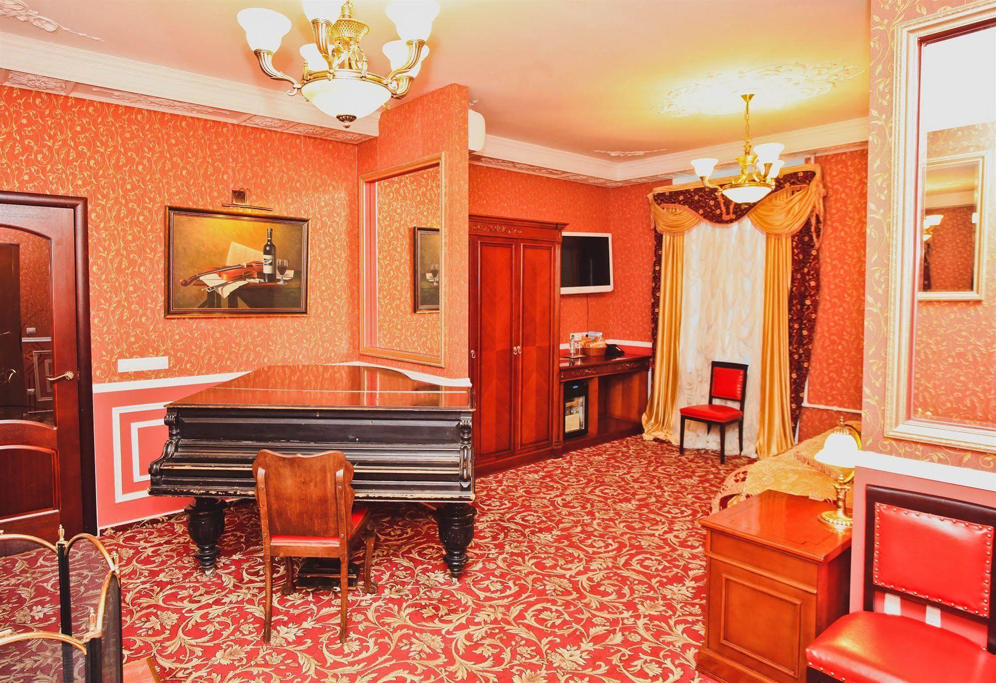 Happy Pushkin Apartment Saint Petersburg Ngoại thất bức ảnh